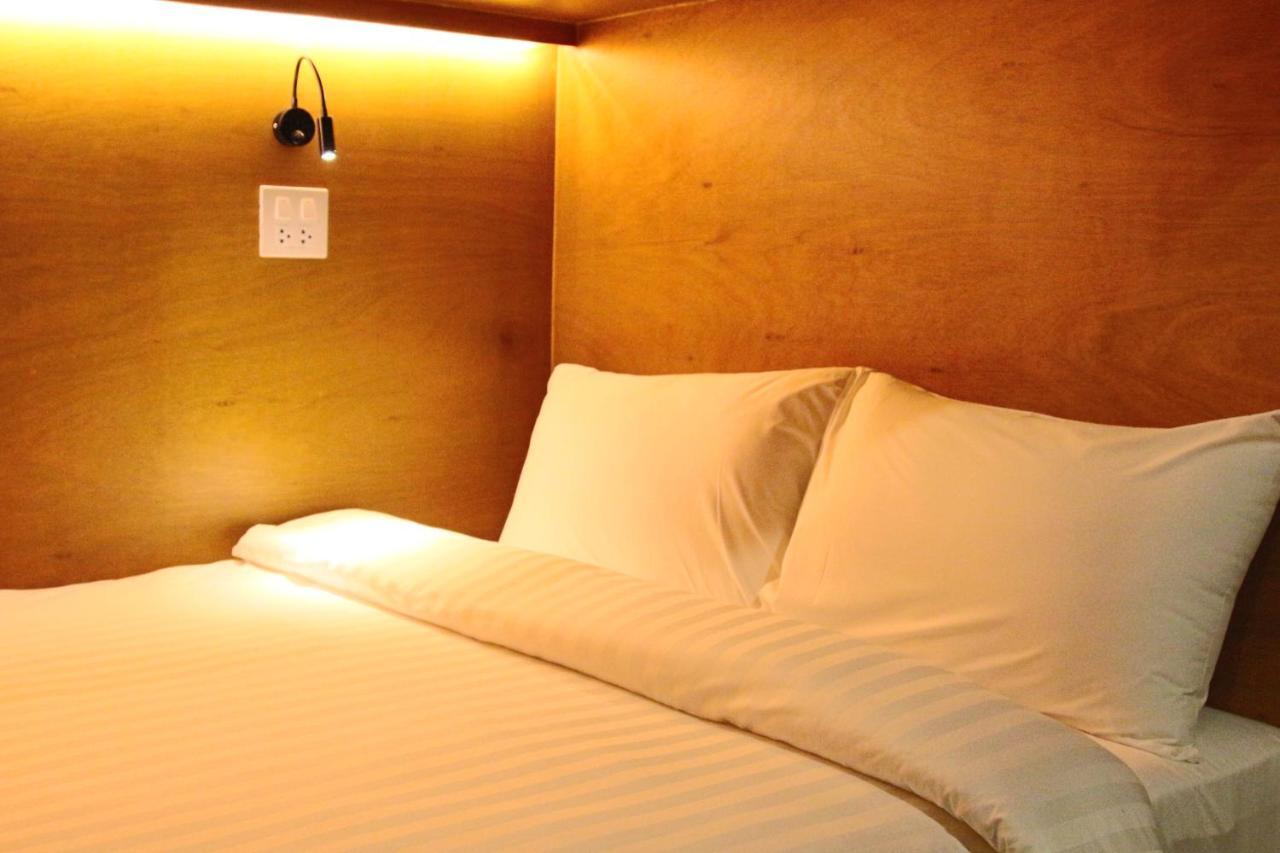 Gn Capsule Hostel Patong Экстерьер фото